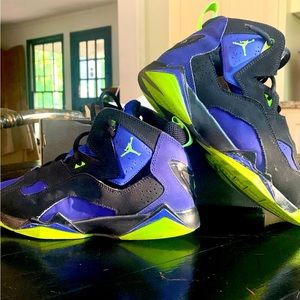 EUC BOYS SZ 5.5 JORDAN True Flight GS Black/Electric GRN-Concord in Original Box